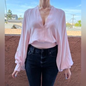 CHLOE STYLE WIDE ARM PINK SHIRT
